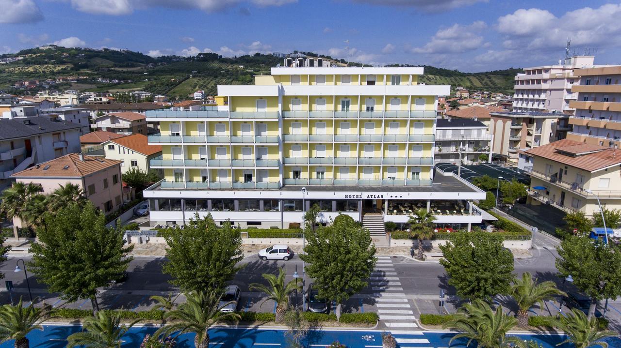 Hotel Atlas Альба-Адріатіка Екстер'єр фото
