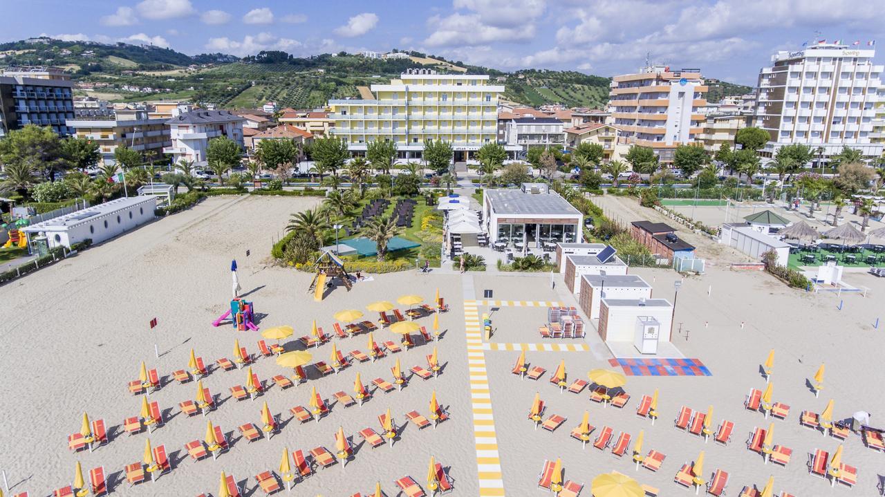 Hotel Atlas Альба-Адріатіка Екстер'єр фото